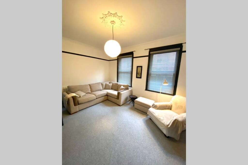 Beautiful First Floor Apartment In St Leonards Экстерьер фото